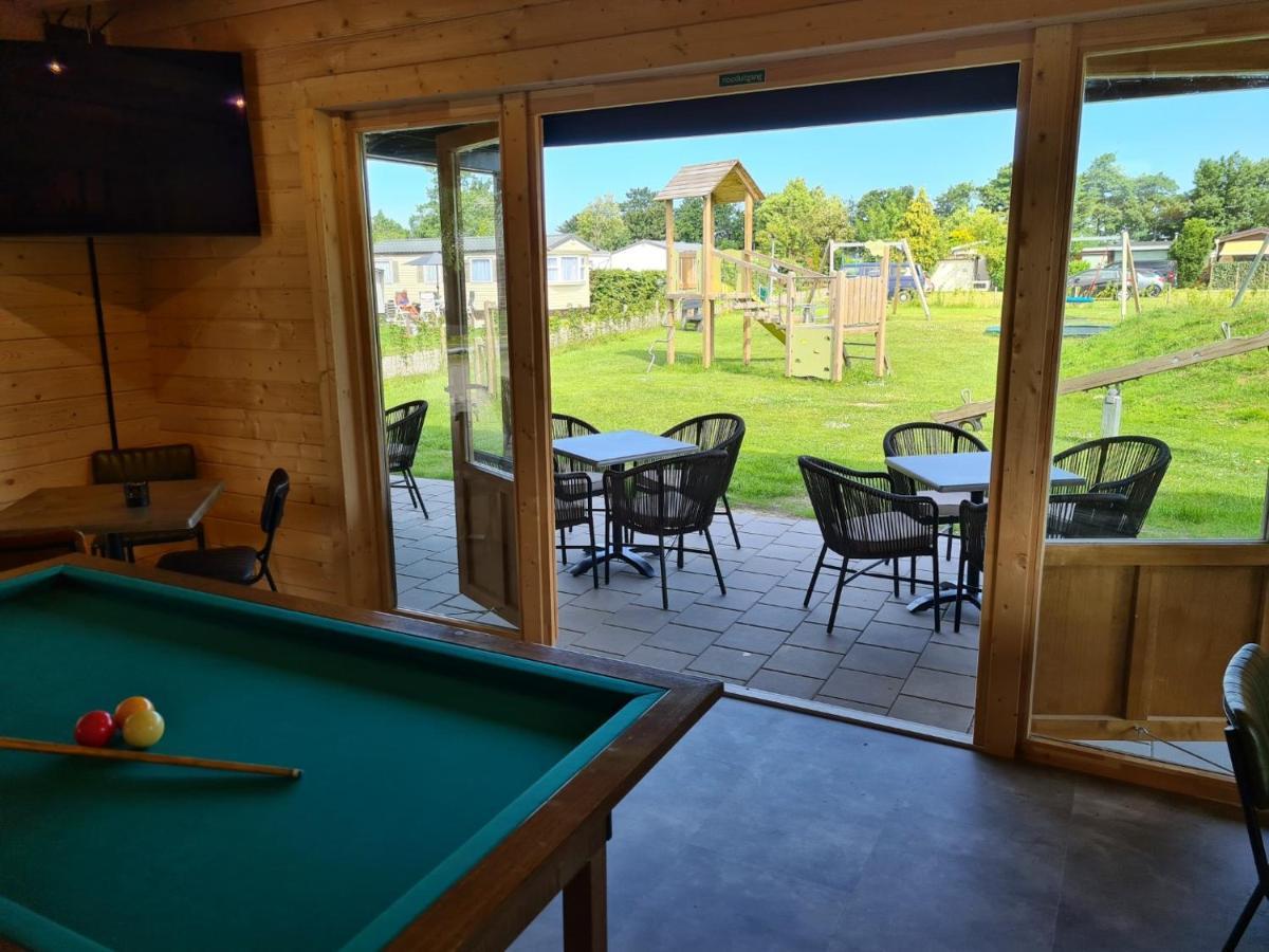 Chalet 550 Op Recreatiepark De Wielen シント・マールテン エクステリア 写真